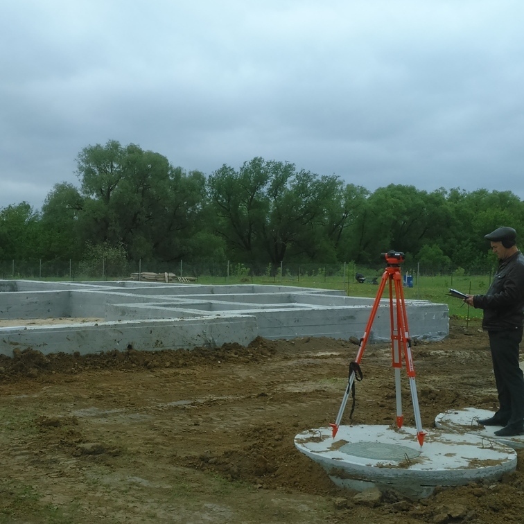 ООО. Континент строй. Строительство фундомента ООО. Континент строй. Луховицы.Устройство монолитного ленточного фундамента